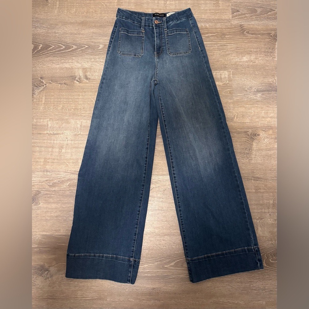 BCBGeneration Wide Leg high rise Dark Blue Jeans size 5/27